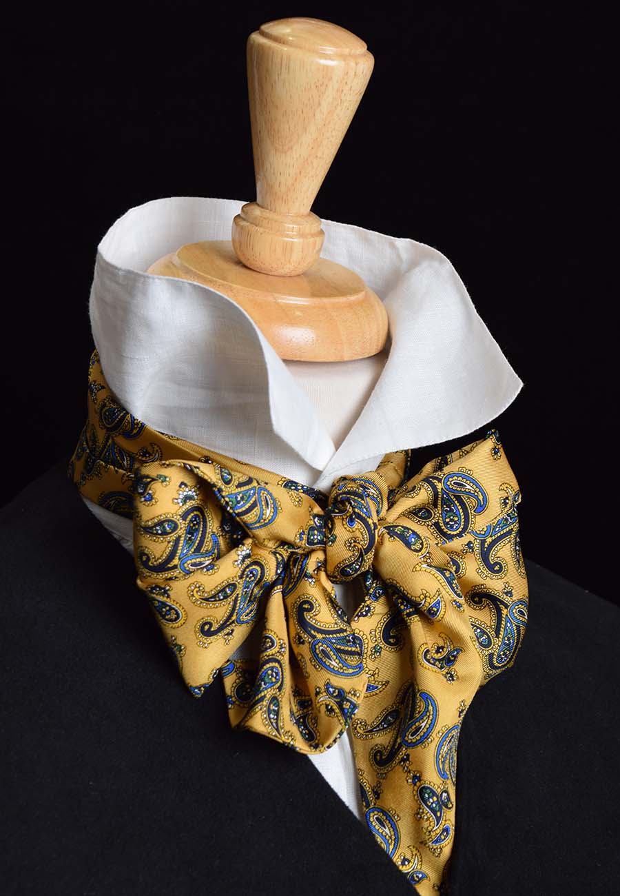 Large Gold Paisley 06