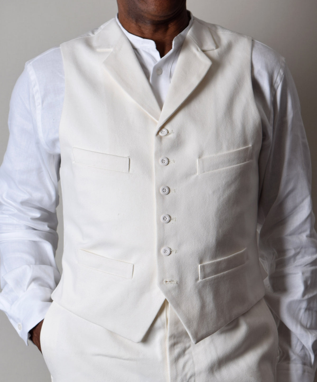 WC105 - Dyeable White Waistcoat