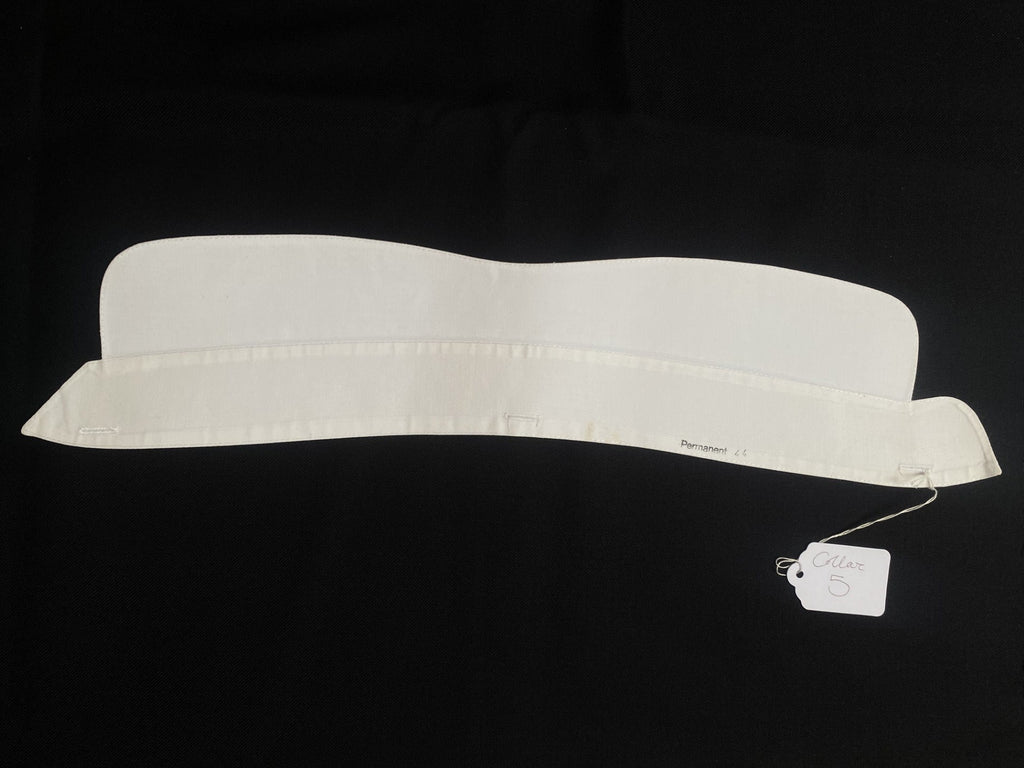 Faulty Washable Double Round Collar 17.5" collar 5