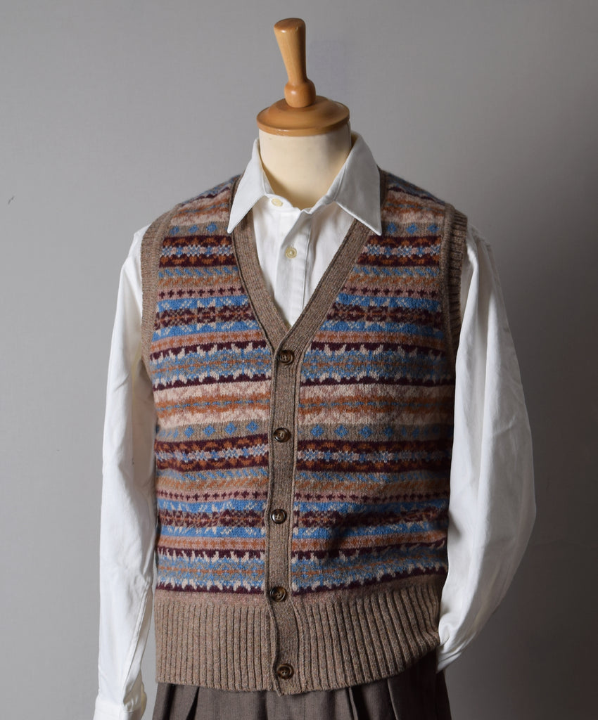 Autumn Field Button Through Wool Fair Isle Waistcoat (KN162) - Front