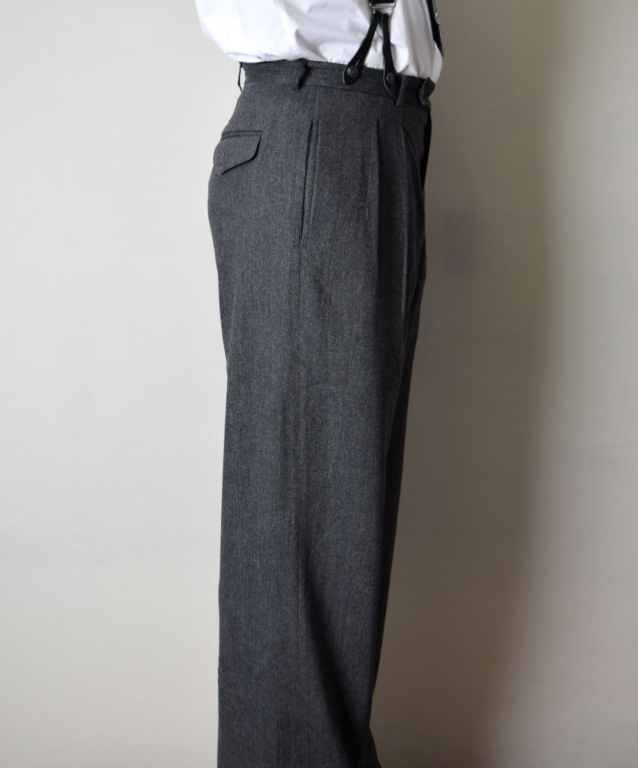 パンツ WOOL LINEN OXFORD BAGS TR1920_-_O_Grey_2_2048x.jpg?v=