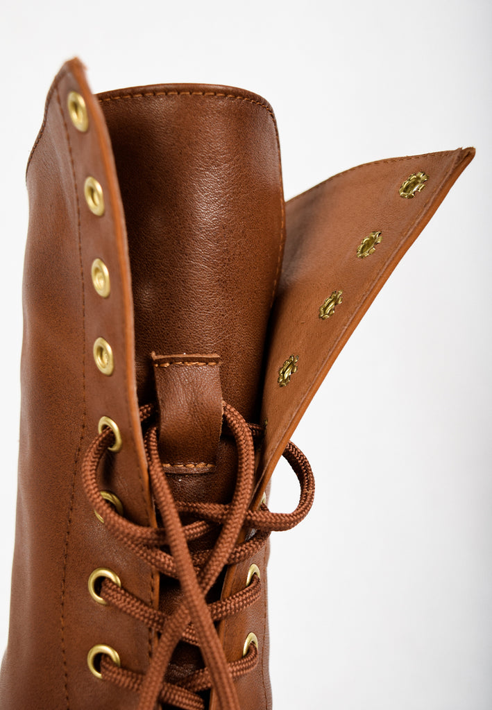 Brown Victorian Lace Up Boots (SP1912)