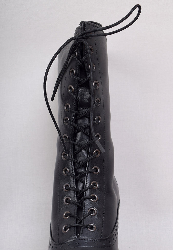 Victorian Lace Up Leather Boots (SP1910)