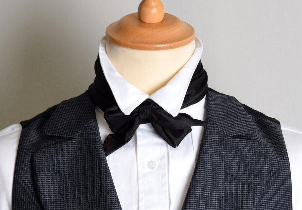 Black Victorian Silk Bow Tie (CR562B)