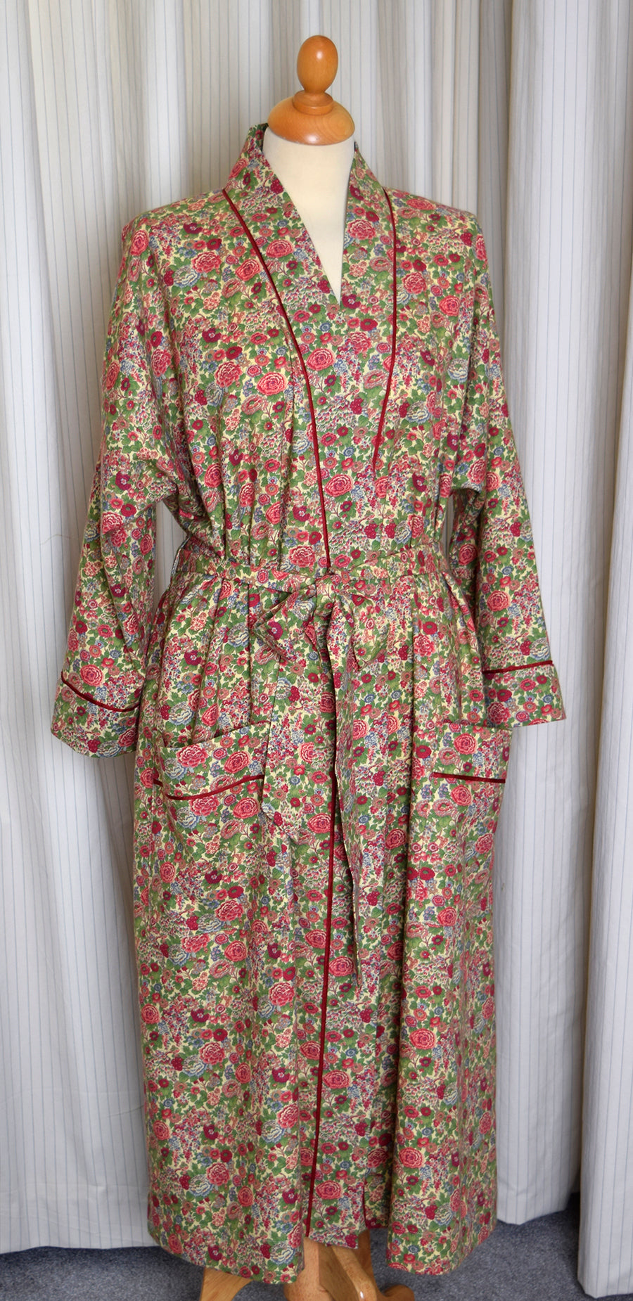 One Hundred Stars Woven Protea Print Long Sleeve Wrap Robe | Dillard's