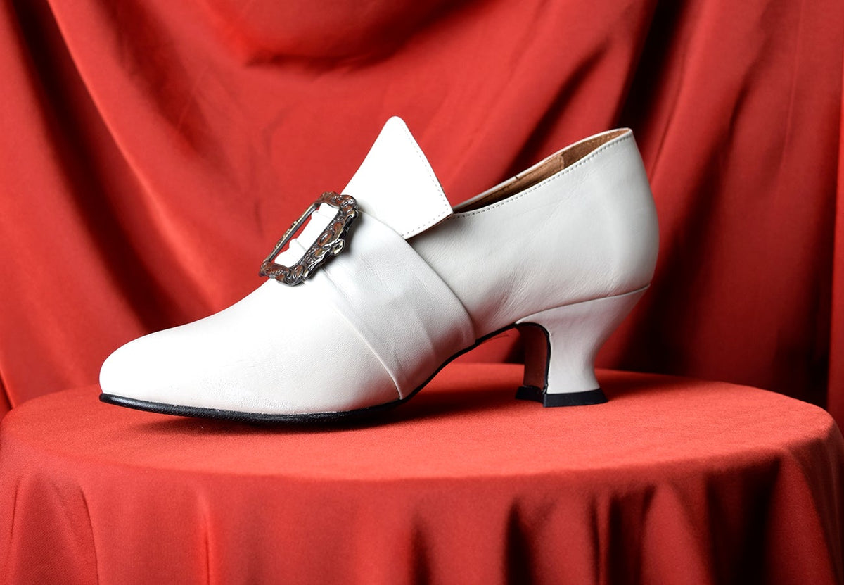 Ladies Leather Buckle Front Shoes (SP1900)