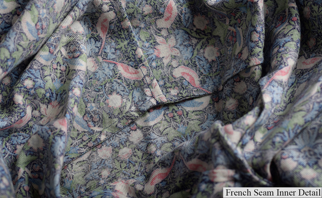 Vintage Liberty Print Ladies Dressing Gown (NW520)