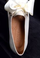 Eighteenth Century Ladies Tongue and Tie Stone Coloured Leather Shoes (SP1801)